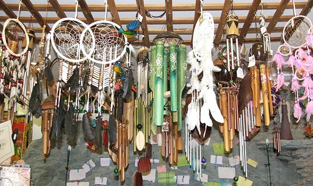 Gift-Shop-Wind-Chimes-Dream-Catchers