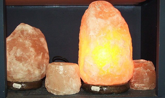 Salt-Lamps-Gift-Shop